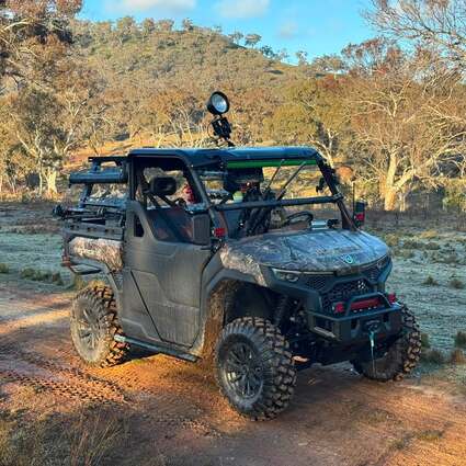 Vehicle setup for professional vertebrate pest control operation