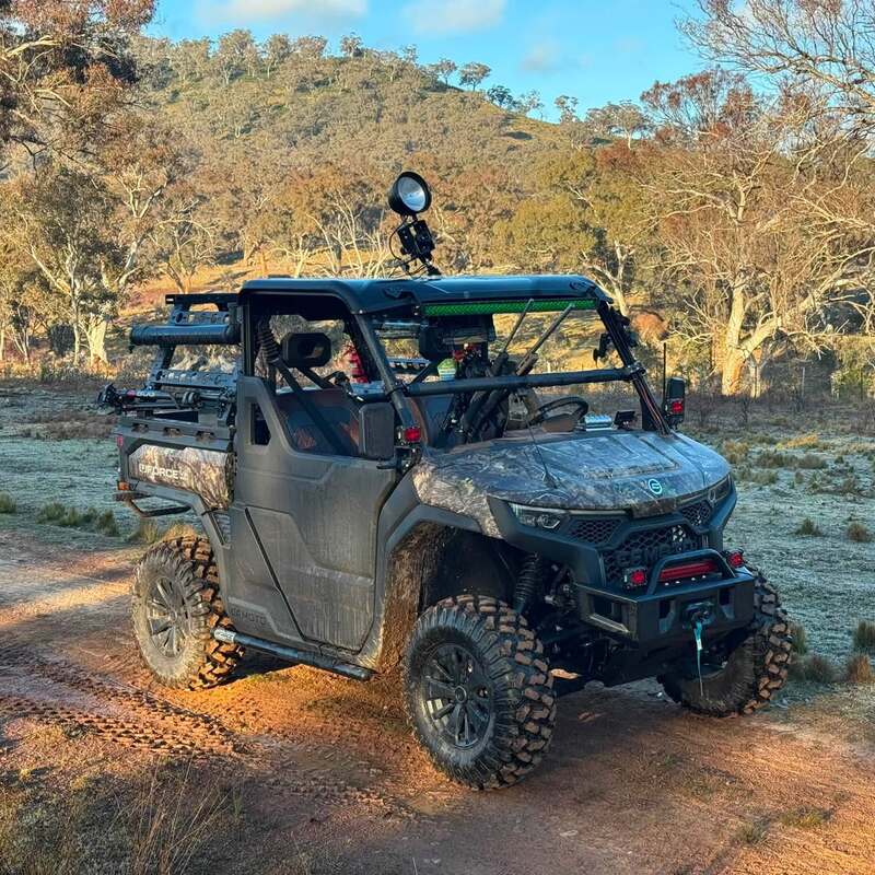 Vehicle setup for professional vertebrate pest control operation